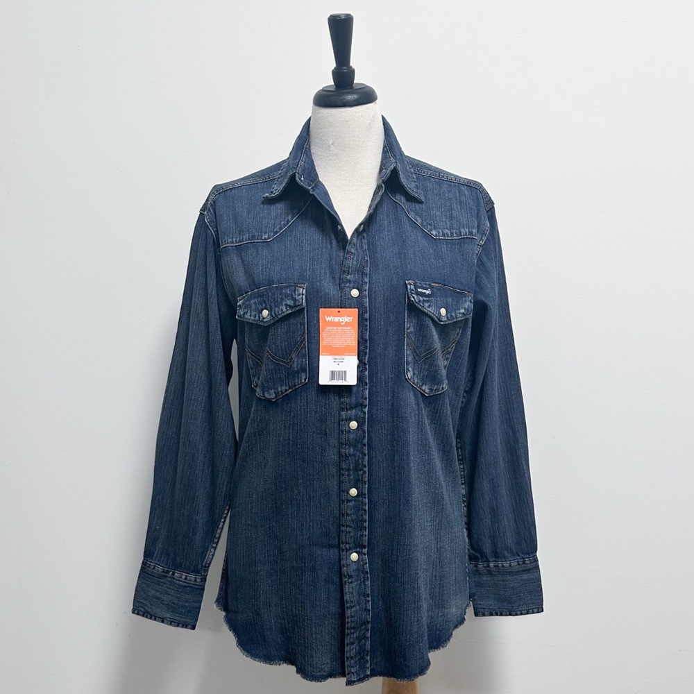 Wrangler Medium Wash Denim Snap Button Up Western Point Yokes Shirt Medium New